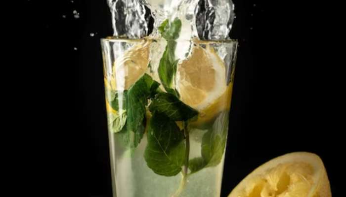 Lemon juice prevents the formation of kidney stones