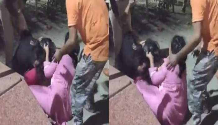 Video : पतीवरुन झालेल्या वादातून दोन महिलांची पोलिसांसमोरच हाणामारी; नाशकातील प्रकार