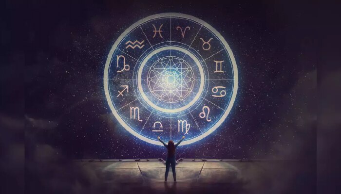 Horoscope 4 September 2023 : &#039;या&#039; राशीच्या व्यक्तींना नोकरीत पदोन्नतीच्या संधी मिळतील!