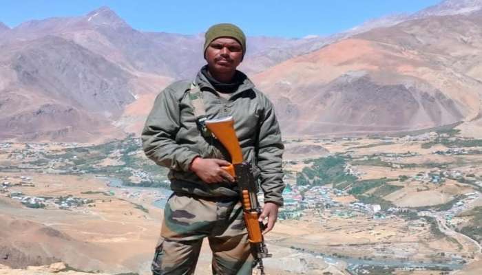 पुण्यातील जवान लडाखमध्ये शहीद! &#039;तो&#039; Video Call ठरला अखेरचा; मुलाने विचारलेलं, &#039;पप्पा तुम्ही कधी...&#039;