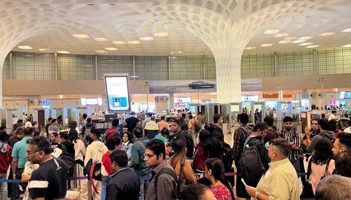 मुंबई विमानतळ सोने तस्करीचा अड्डा, अकरा महिन्यात तब्बल &#039;इतक्या&#039; कोटींचं सोनं जप्त