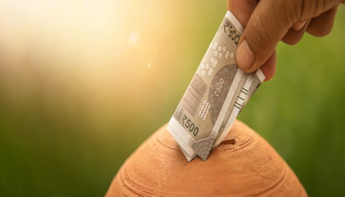 Money Management Tips : आर्थिक चणचण मिटवणारा मंत्र; समजून घ्या आणि वापरून पाहा... 