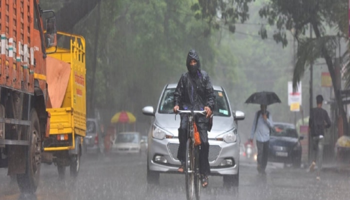 Maharashtra Rain : पुढील 24 तासांत राज्यातील &#039;या&#039; जिल्ह्यांना ऑरेंज अलर्ट; मुंबई, पुणे, ठाण्यात मुसळधार 