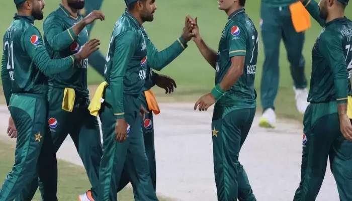 आशिया कपमधून बाहेर पडलेल्या पाकिस्तानला आणखी एक धक्का; स्टार खेळाडू ODI World Cup स्पर्धेतून बाहेर