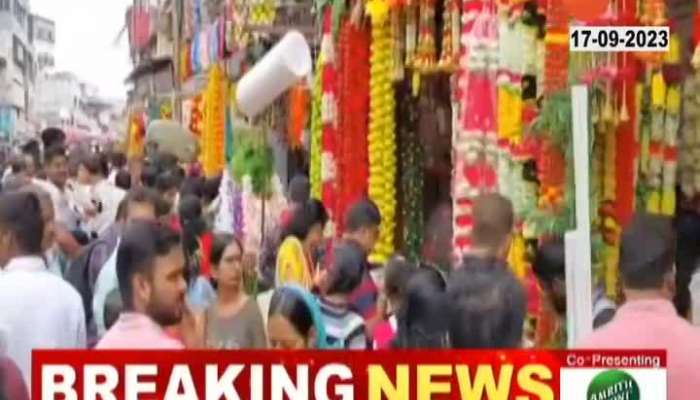 Pimpri Chinchwad Crowd For Shopping of Decorative For Ganesh Utsav