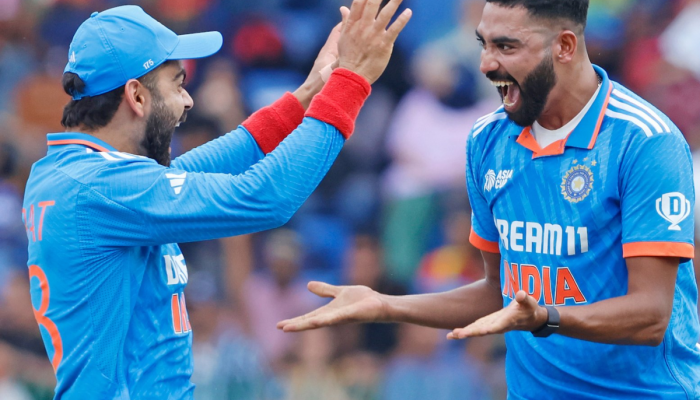 IND VS SL Final Live Score: आठव्यांदा टीम इंडियाने जिंकला आशिया कप; श्रीलंकेचा 10 विकेट्सने उडवला धुव्वा!