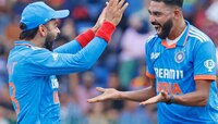 IND VS SL Final Live Score: आठव्यांदा टीम इंडियाने जिंकला आशिया कप; श्रीलंकेचा 10 विकेट्सने उडवला धुव्वा!