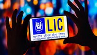 LIC ची 'ही' पॉलिसी 30 सप्टेंबरला बंद होणार; तुम्ही यात पैसे गुंतवलेयत का?  