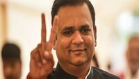 आमदारांच्या अपात्रतेचा निकाल थेट पुढच्या वर्षी?  विधानसभा अध्यक्ष परदेश दौऱ्यावर