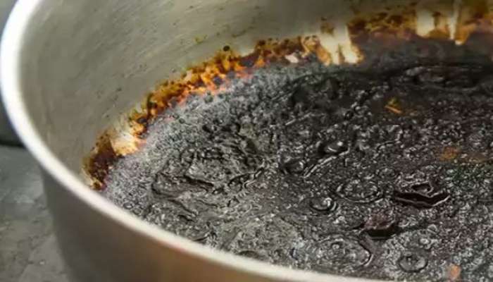 kitchen hacks in marathi easy ways to clean tough burn stains from utensils 