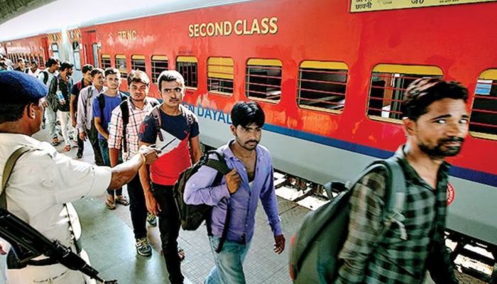 Indian Railways : मध्य रेल्वेने प्रवास करताय? थांबा... 'या' पाच दिवसांसाठी असणार ब्लॉक