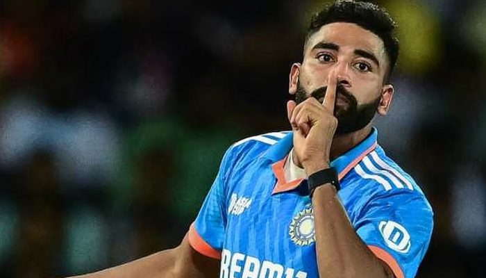 Mohammed Siraj : मोहम्मद सिराज ठरला पॉवरप्लेचा 'बादशाह', आकडे पाहून डोळे गरगरतील