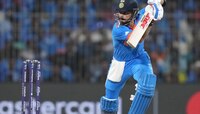 IND Vs AUS LIVE Updates: विजयाच्या उंभरठ्यावर नेऊन विराट कोहली बाद! 85 धावांची झुंजार खेळी