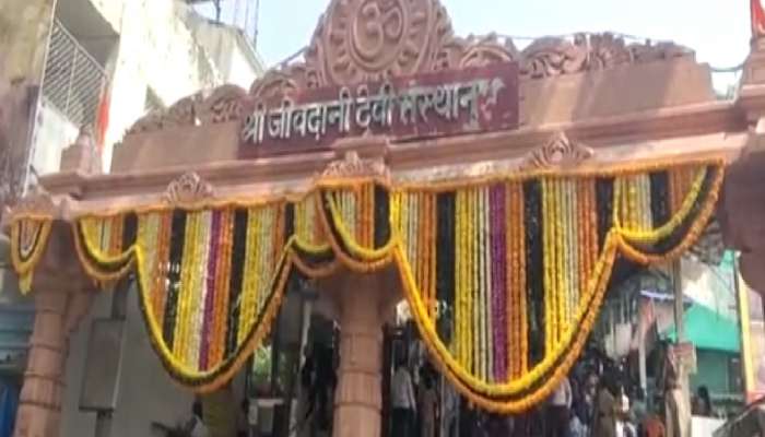 विरारच्या जीवदानी मंदिराबाहेर भाविकाचा मृत्यू; देवीचे दर्शन घेण्याआधीच विपरीत घडलं 
