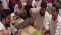 आमदार बच्चू कडूंनी टरबूज कापून साजरा केला कार्यकर्त्याचा वाढदिवस