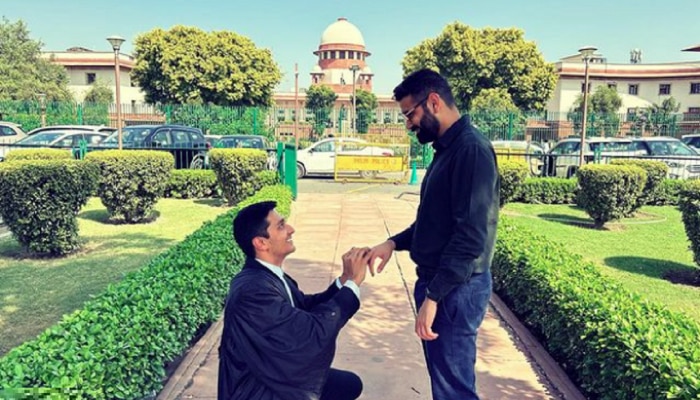 Same Sex Marriage ला नाकारणाऱ्या सर्वोच्च न्यायालयाच्या दाराशीच गे जोडप्याची Engagement