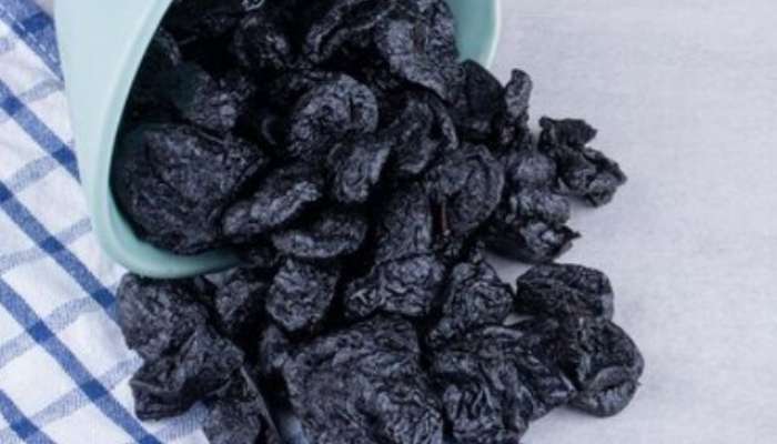 health benefits of eating black raisins in marathi