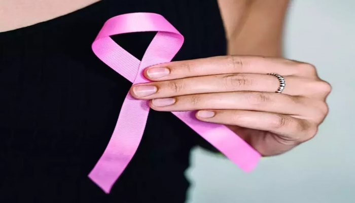वेदनारहित गाठ असू शकते Breast Cancer चं लक्षण, महिलांनी &#039;या&#039; चाचण्या करून घेणं आवश्यक