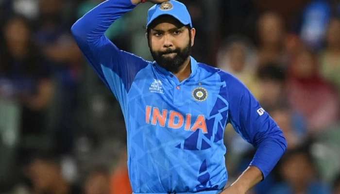 'हे काय झालंय', मुंबईतील प्रदूषणावर रोहित शर्माची पोस्ट, शेअर केला विमानातील फोटो