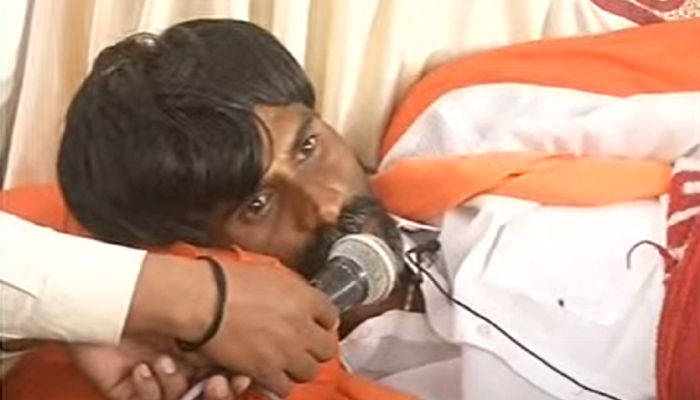 'सरकारला वेळ दिला तर आरक्षण मिळणार का?  सरकारने इथे येऊन बोलावं' मनोज जरांगे पाटील 