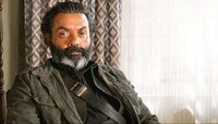 'मी घरी बसून होतो आणि माझी पत्नी कामावर..' बॉबी देओल स्ट्रगल परियड आठवून भावूक 
