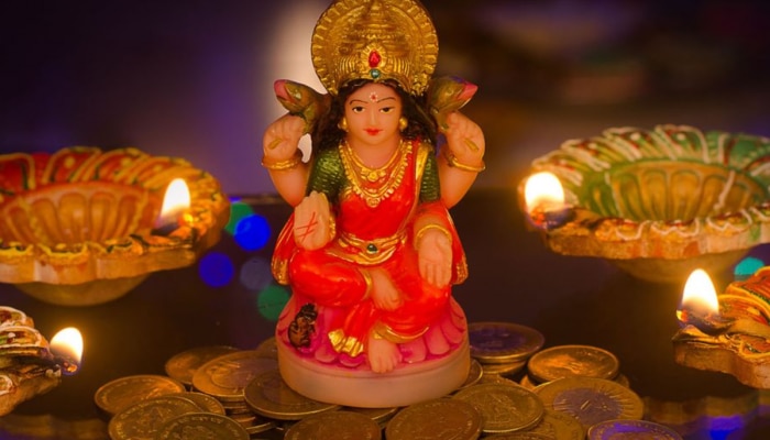 Dhanteras 2023 : धनत्रयोदशीला 50 वर्षानंतर दुर्मिळ योग! जाणून घ्या शुभ मुहूर्त आणि पुजाविधी