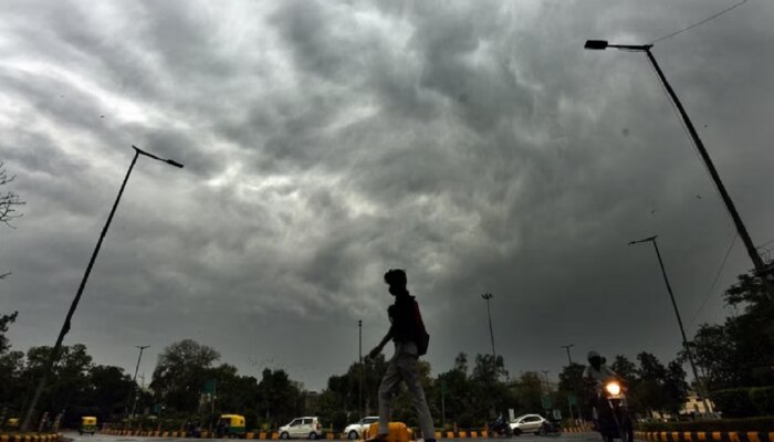 Weather Update : कमी दाबाच्या पट्ट्यामुळं राज्याच्या &#039;या&#039; भागात ढगाळ वातावरण तर, &#039;इथं&#039; पावसाच्या सरी 