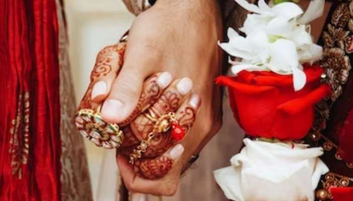 what is important for happy married life,married life me khush kaise rahe,how to live happy married life,happy married life tips, ligfestyle, lifestyle news, lifestyle news in marathi, relationship, relationship tips, happy married life, how to keep married life happy, 
