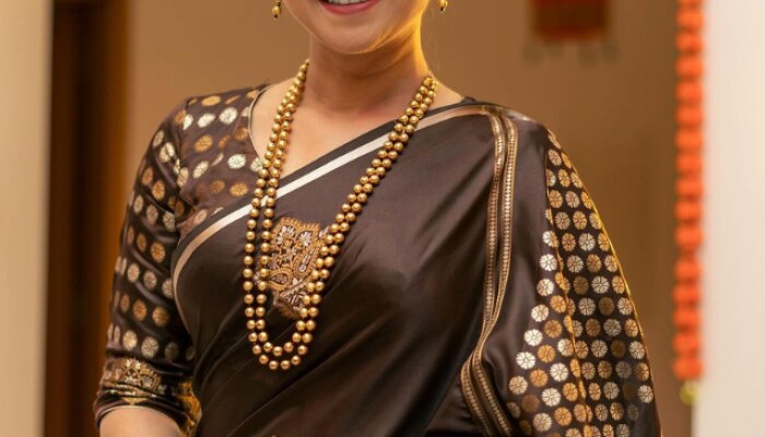 Sonalee Kulkarni Shared New Home Pictures on Diwali 2023 