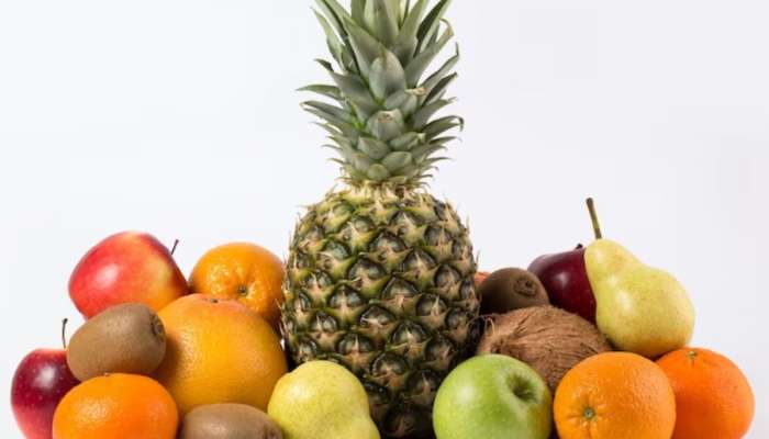 Fruit Diet : सलग तीन दिवस फक्त फळं खालल्यास शरीरावर काय परिणाम होतात?