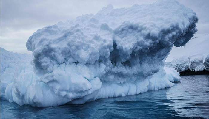 जगातील सर्वात मोठा हिमखंड तुटला; वैज्ञानिक टेन्शनमध्ये 
