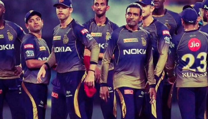 IPL 2024 : कोलकाता नाईट रायडर्सचा धक्कादायक निर्णय! तब्बल 12 स्टार खेळाडूंना दाखवला बाहेरचा रस्ता