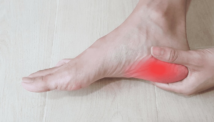 Winter Foot Care: थंडीच्या दिवसात टाचदुखीचा त्रास जाणवतोय? कशी घ्याल पायांची काळजी?