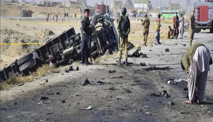  स्फोटकांनी भरलेल्या ट्रकची पोलीस स्टेशनला धडक, स्फोटात 24 जणांचा मृत्यू... पाकिस्तानात आत्मघातकी हल्ला