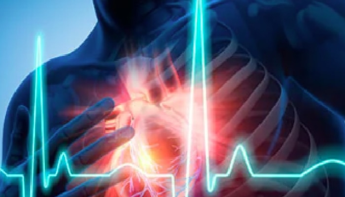 Heart Attack Symptoms: वेळीचं हृदयाचं ऐका! हार्ट अटॅक येण्यापूर्वी तुमचं शरीर देत &#039;हे&#039; संकेत