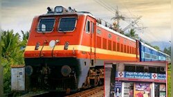 10 वी पास आहात? मग बँकपासून ते रेल्वेपर्यंत इथे करा लगेच अप्लाय, जाणून घ्या डिटेल्स 