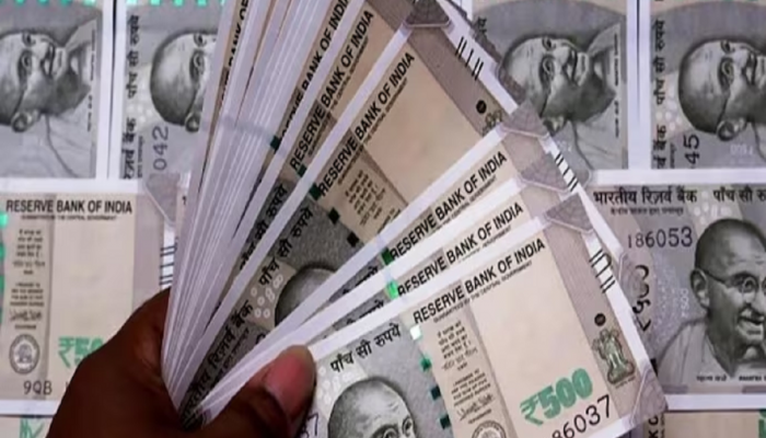 नवीन वर्षात सरकारी कर्मचाऱ्यांसाठी गुडन्यूज, मार्चमध्ये इतक्या टक्क्यांनी वाढणार महागाई भत्ता!