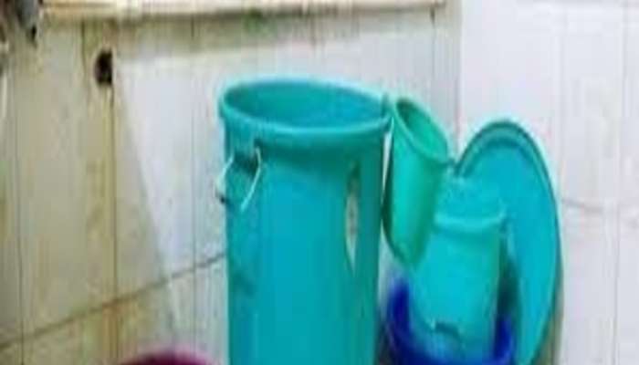 How to shine a Dirty bucket in the bathroom Marathi News