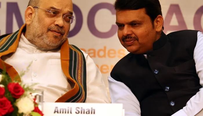 Maharastra Politics : महाराष्ट्रातही राबवणार कर्नाटक फॉर्म्युला? 'या' दोन नेत्यांची उमेदवारी धोक्यात?