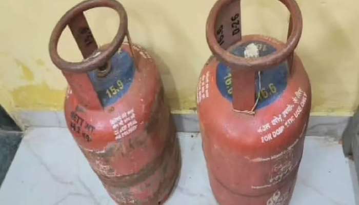 Gas Cylinder : घरगुती गॅस सिलेंडर पुरेल जास्त दिवस; वापरा 'या' ट्रिक, पैशांची होईल बचत