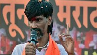 'आरक्षण दिलं तर ठिक नाही तर मुंबईच्या रस्त्यांवर फक्त...' मनोज जरांगेंचा इशारा