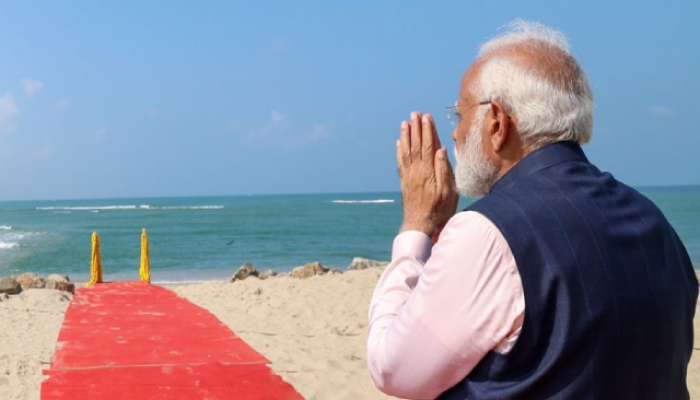PM Modi reached the place where Ram Setu was built Arichalmunai point near Dhanushkodi 