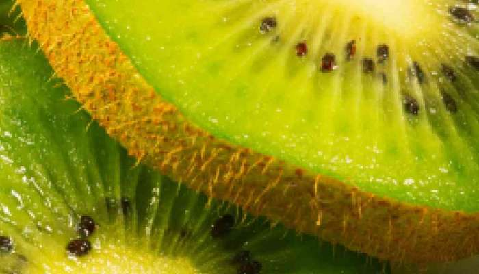 रोज 'हे' फळ खा, शरीराला मिळतील आश्चर्यकारक फायदे