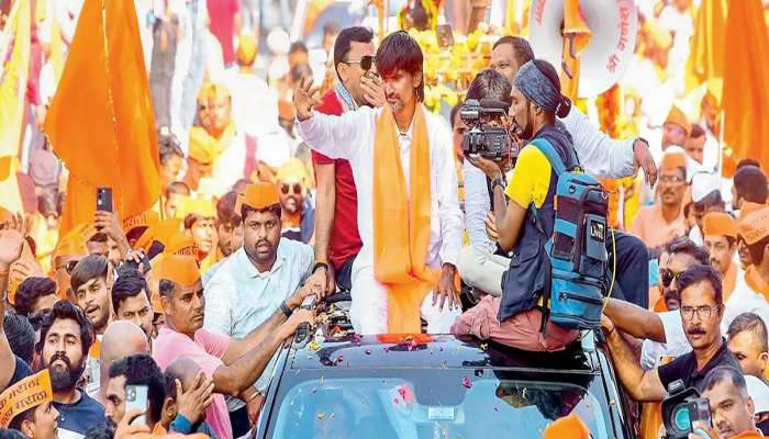 'मी काय बारकं पोरगं नाय', मनोज जरांगे मुंबईला जाण्यावर ठाम; म्हणाले 'आझाद मैदानातच आंदोलन करणार'