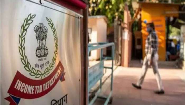 तब्बल 8 दिवस आयकर विभागाची छापेमारी! नाशिकमधून 8 कोटींची रोकड, सोन्याची बिस्कीटं आणि दागिने जप्त 
