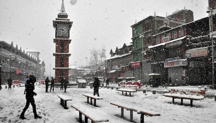 आकाशातून कसा बरसतो बर्फ? Snowfall म्हणजे नेमकं काय, तो कधी वितळतो माहितीये? 