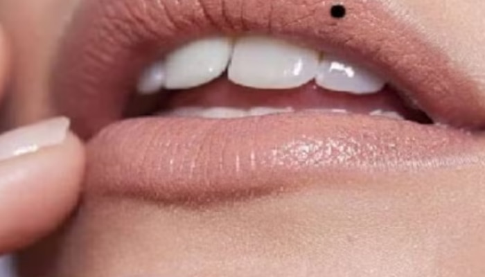What mole astrology on lips says about your personality