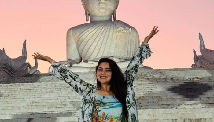 Marathi Actress Sonalee Kulkarni Share thailand phuket trip photos  