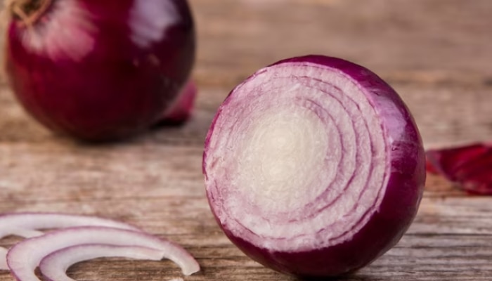 side effects of peeled onion kept for long time