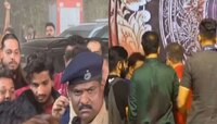 Munawar Faruqui ची एक झलक पाहण्यासाठी मुंब्य्रात तुडूंब गर्दी! पोलिसांना करावा लागला